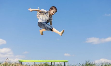 Camping avec aire de jeux pour enfants